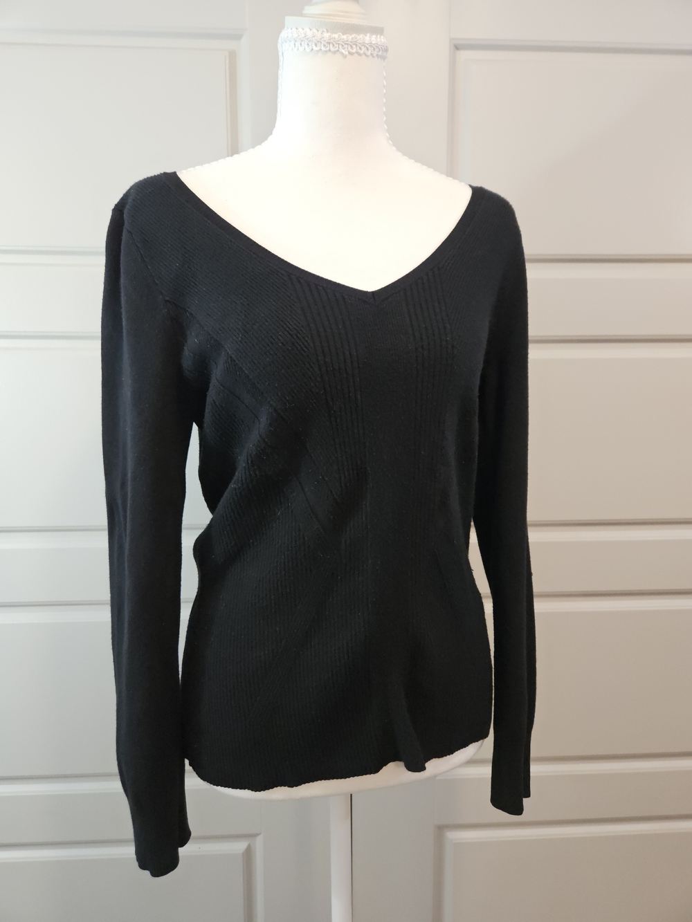 WHBM Classic V-Neck Black Women's Sweater With Silver Cuff Embelishments - M